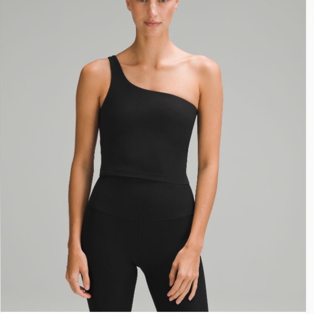 Ribbed Nulu
Asymmetrical Yoga Tank